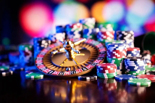 Mobile app screens showing bet confirmation and payment